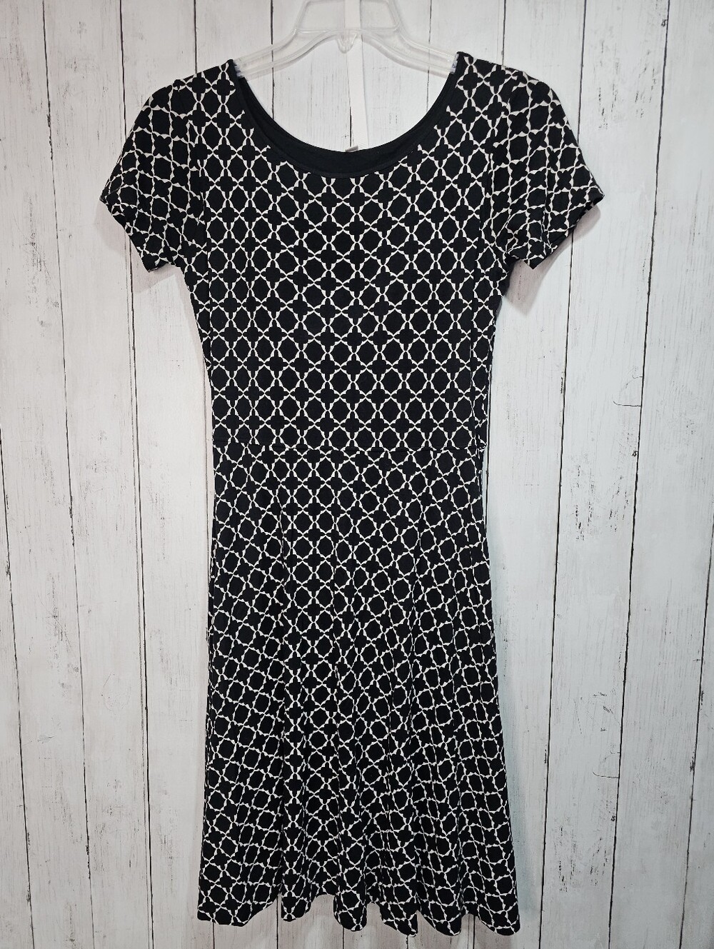 Uniqlo Women's Black Printed Jersey Summer Dress Built In Bra Size Medium.